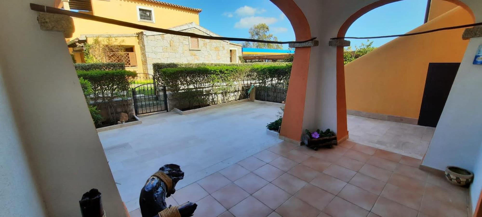 Le Residenze Del Mare Villa Porto San Paolo  Buitenkant foto